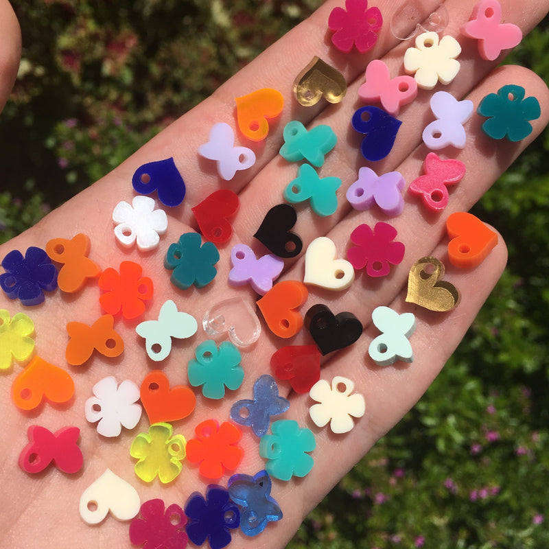 Butterflies, Flowers and Hearts / 50 Pieces, 10mm