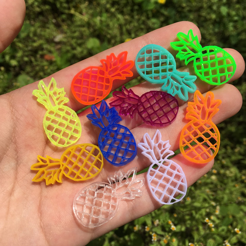 Pineapple Charms / 10 Pieces, 30mm