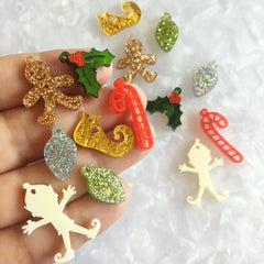 Christmas Elf Charms- holly set /  7 Pieces, 20-30mm
