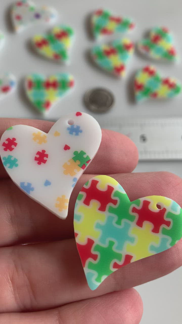 Corazones impresos autismo puzzle/ 8 charms, 30mm