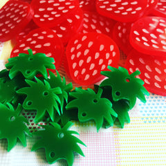 Two parts Strawberries / 4 red strawberries (30mm) and 4 green stems (25mm)
