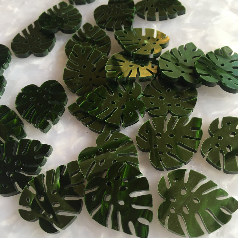 Green Leaf  / 10 Pieces, 30mm