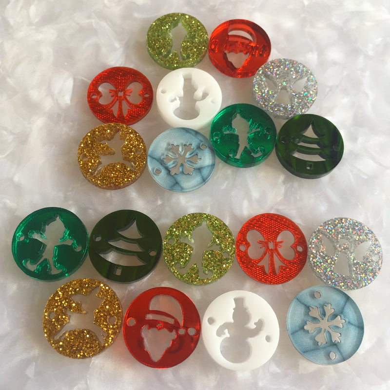 Christmas Charms / 16 Pieces, 15-20mm