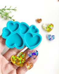6 hearts silicone mold three different sizes / Molde de silicón de 6 corazones en tres tamaños