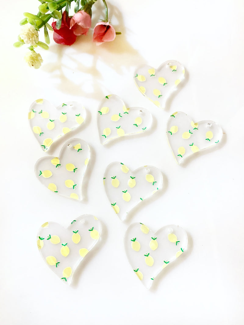 Lemons printed on clear hearts / 8 pieces, 30mm (1 1/8" - 1.18")