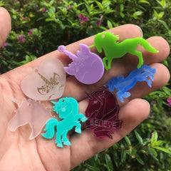 Unicorn Charms / 7 Pieces, 30mm