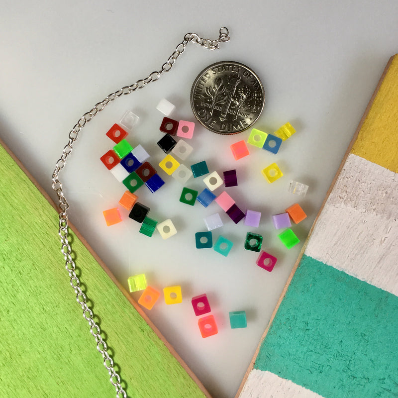 Square Beads in Mixed Colors / 150 Pieces, 4mm