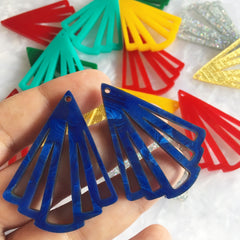 Triangle Pendants  / 6 Pieces (3 Pairs), 50mm