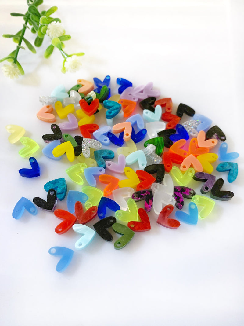 Mixed colors tiny enlarged hearts / 50 Pieces, 10mm