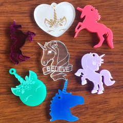 Unicorn Charms / 7 Pieces, 30mm